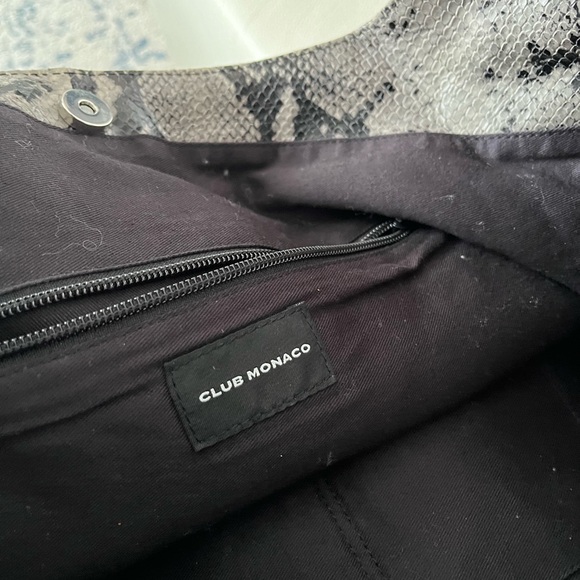 Club monaco gray leopard animal print bag large shoulder - Picture 8 of 8